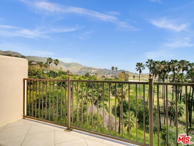 Building Photo - 23901 Civic Center Way