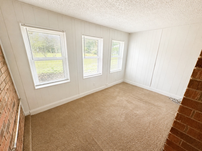Building Photo - AVAILABLE NOW; APPLY TODAY AT OUR WEBSITE 2 WEEKS FREE!!!!!