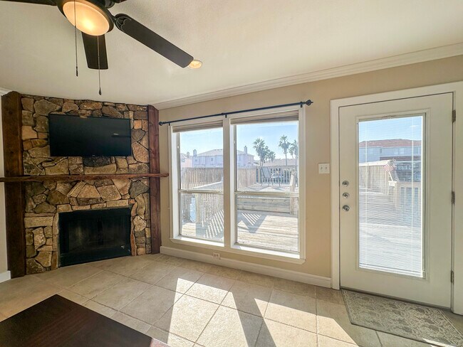 Building Photo - 15409 Salt Cay Ct