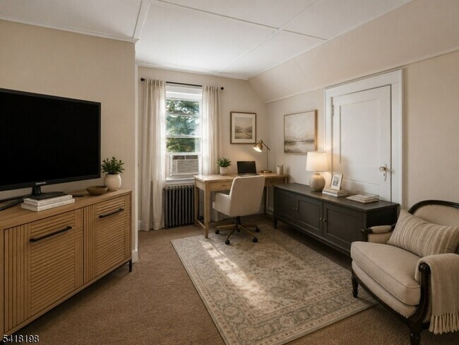 Building Photo - 120B Little Pl