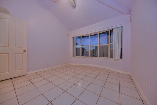 Building Photo - 1372 Michelangelo Dr