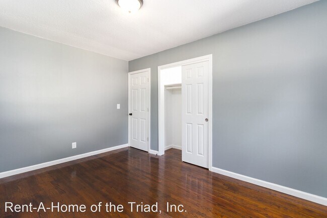 Building Photo - 3 br, 2 bath House - 2517 Netherwood Drive