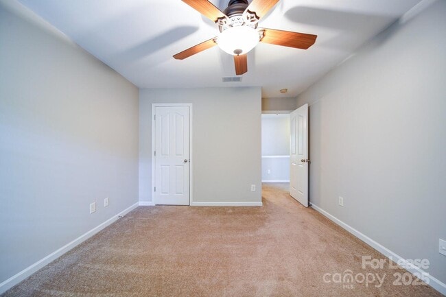 Building Photo - 9821 Carson Whitley Ave