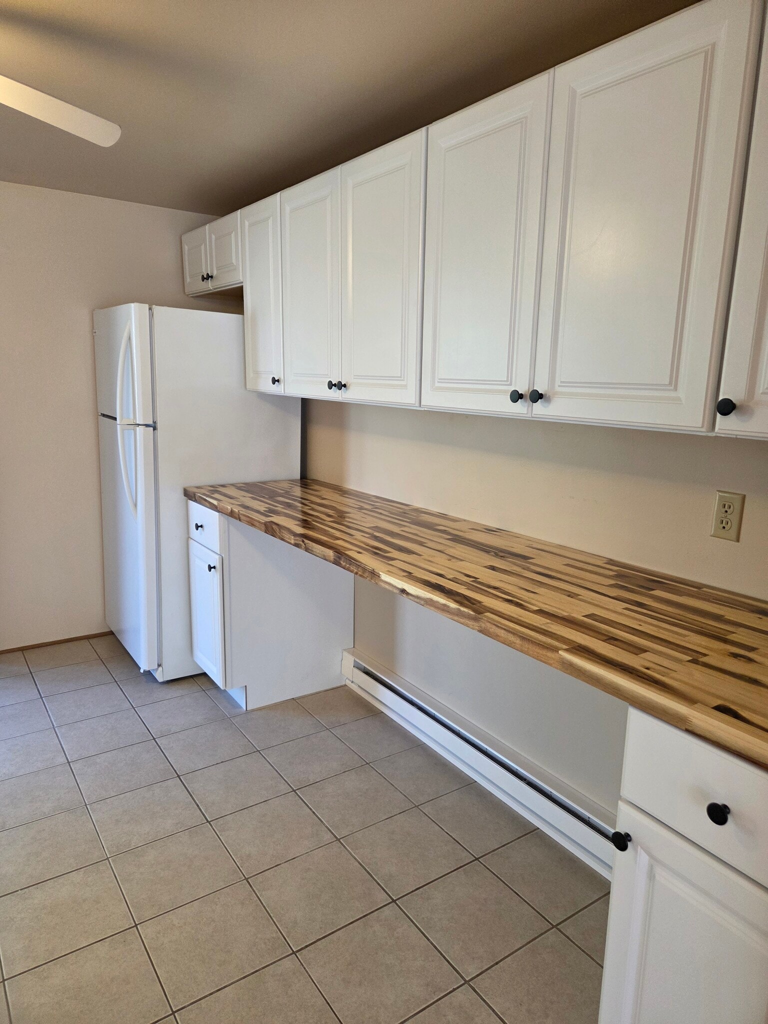 8 feet of new butcher block countertop - 496 Mercer Rd