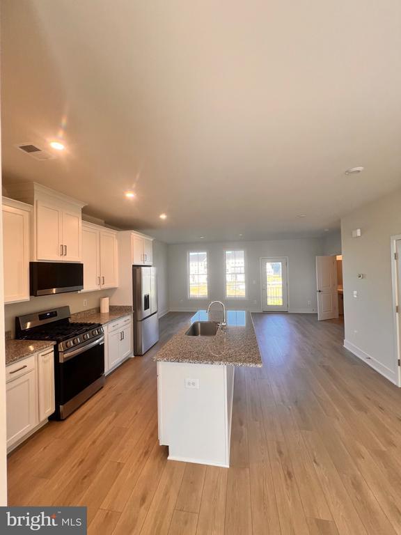 Building Photo - 139 Bamboo Shoot Ln