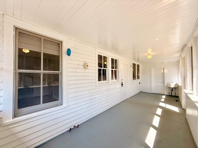 Building Photo - 240 Myrick Estates Rd