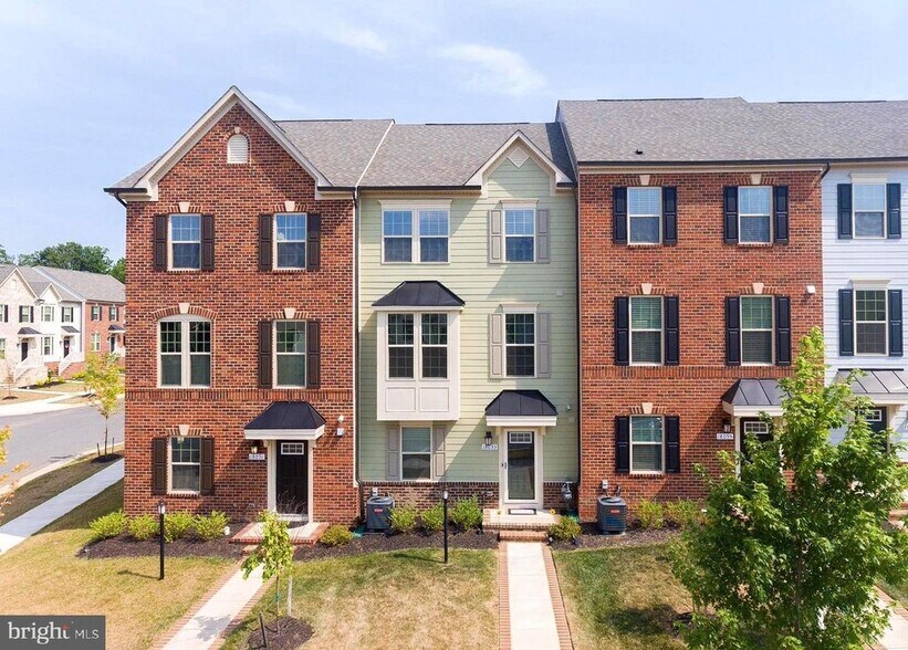 Building Photo - 18093 Red Mulberry Rd