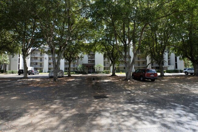 Primary Photo - 9410 Poinciana Pl