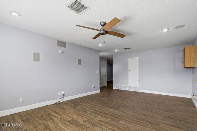 Building Photo - 5101 Dearborne Dr