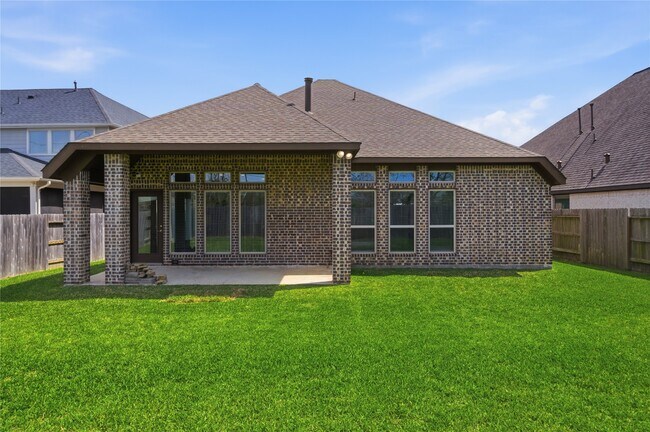 Building Photo - 20427 Noble Arabian Dr