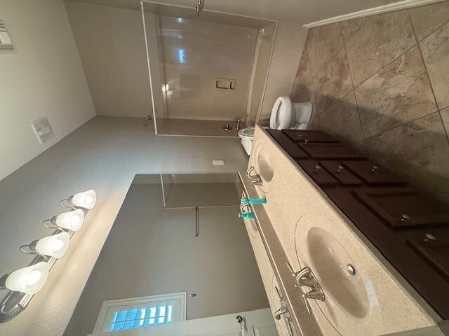 Building Photo - 5703 S Parkcrest St