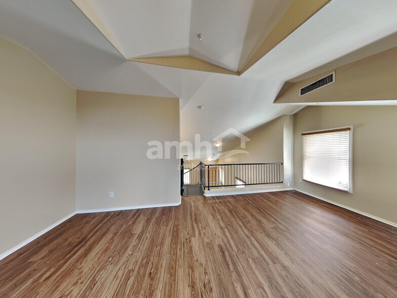Building Photo - 4356 E Jasper Dr
