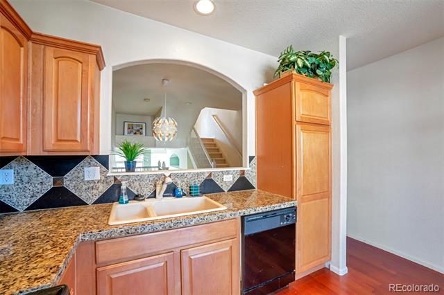 Building Photo - 9816 E Carolina Pl