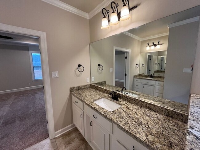 Building Photo - Beautiful 3/2 Brick Home Millers Glen Subdivision of Sherwood, Arkansas