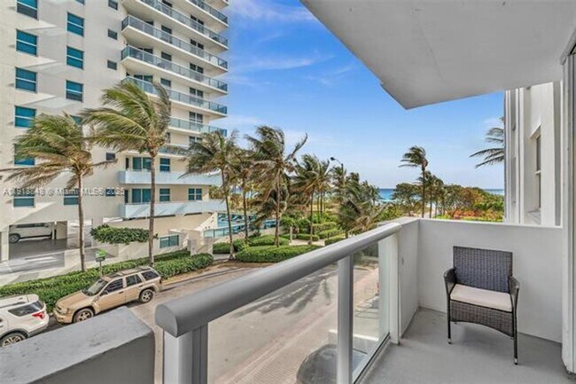 Building Photo - 9195 Collins Ave