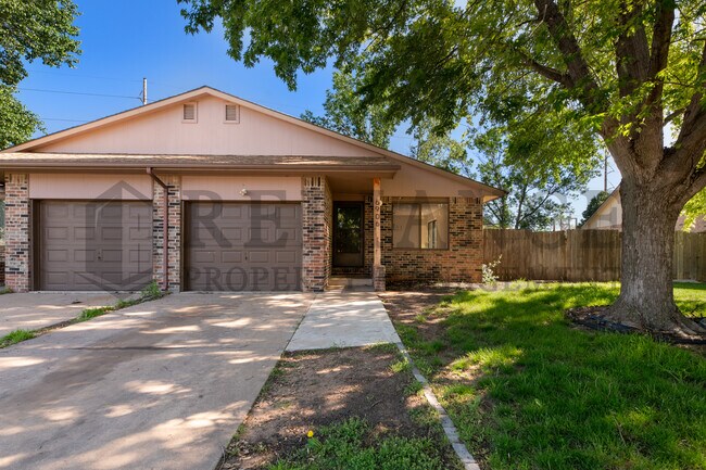 Primary Photo - 6906 W O'Neil St