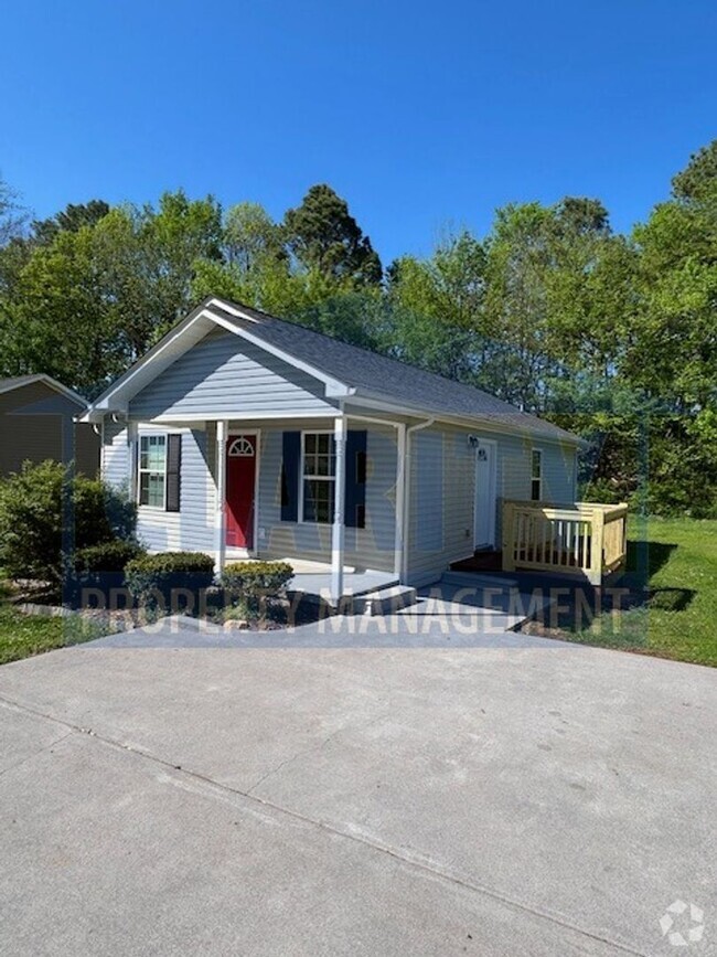 Building Photo - Adorable 2 bedroom home!