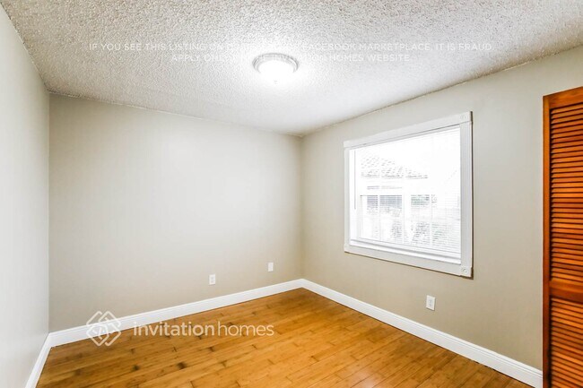 Building Photo - 15400 SW 59th St