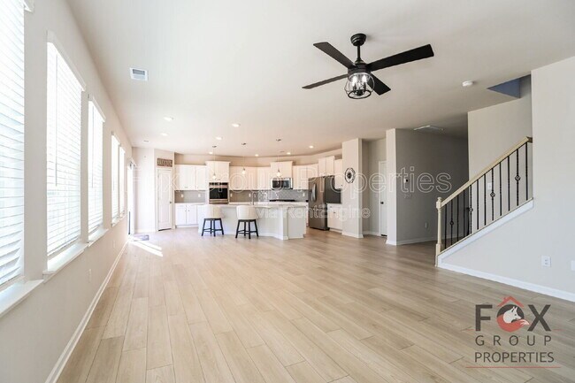 Building Photo - 6295 Fairfax Ct