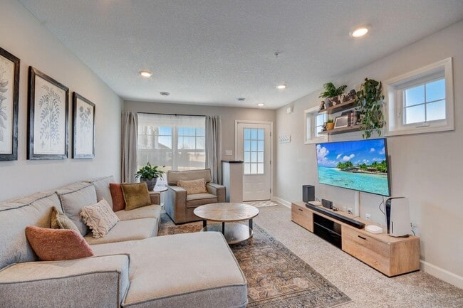 Building Photo - 1203 Lower 143rd St E