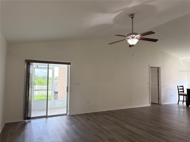 Building Photo - 11340 Southwind Lake Dr