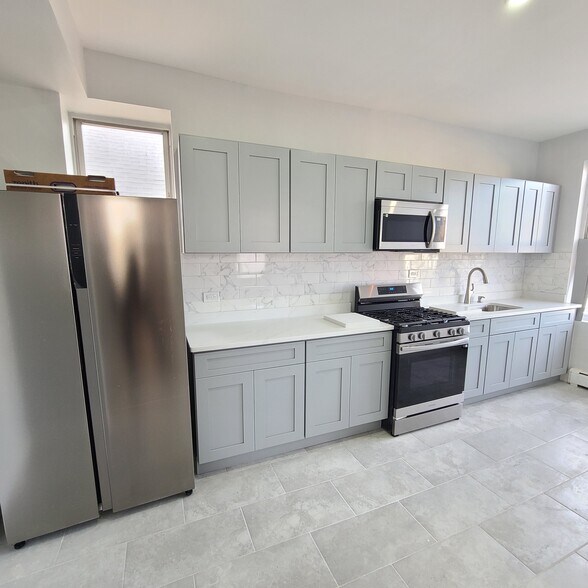 Building Photo - 6115 Monitor Pl