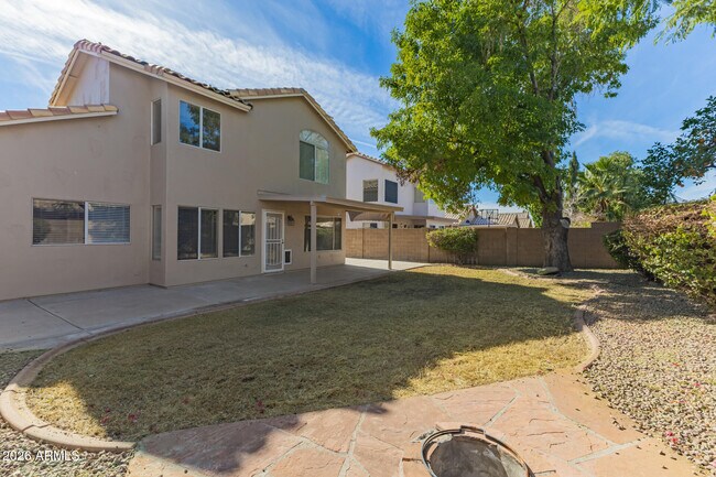 Building Photo - 7420 W Los Gatos Dr