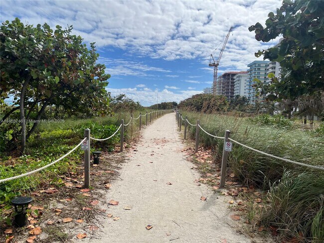 Building Photo - 9241 Collins Ave