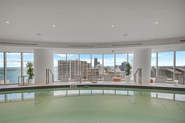 Building Photo - 300 Biscayne Blvd Way