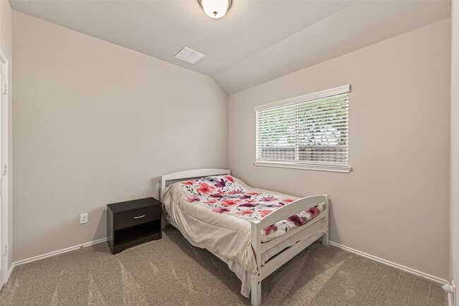 Building Photo - 20702 Wilde Redbud Trl