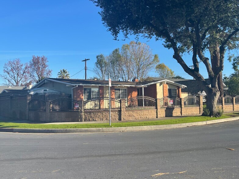 House Front - 22321 Hartland St