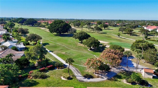 Building Photo - 5111 SE Miles Grant Rd