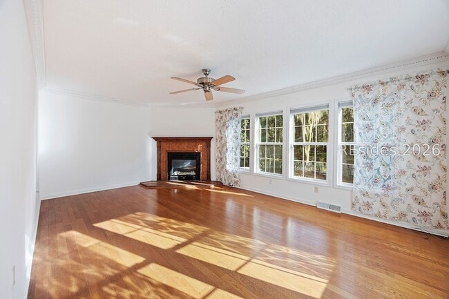 Building Photo - 65 River Tree Cir