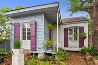 Building Photo - 2021 Burgundy St