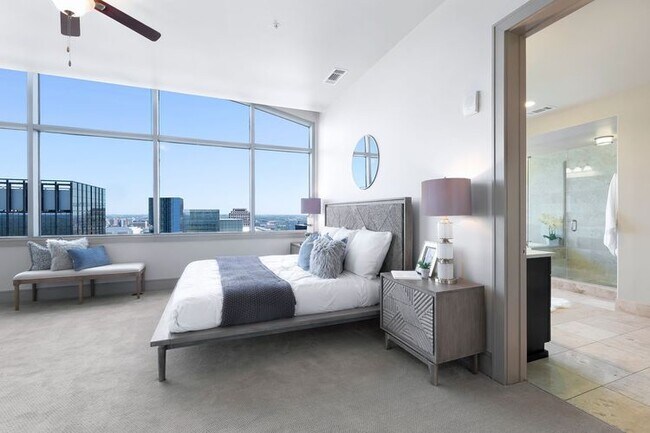 Building Photo - 102 Colorado St