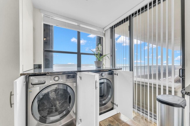 Building Photo - 3610 S Ocean Blvd