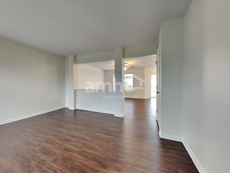 Building Photo - 6683 S Andover Way