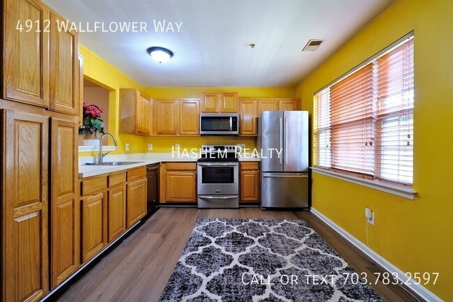Building Photo - 4912 Wallflower Wy