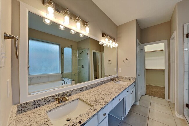 Building Photo - 17610 Bryce Manor Ln