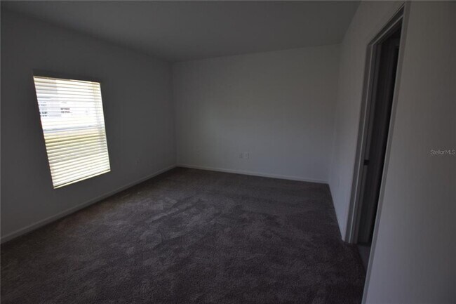 Building Photo - 2839 Armstrong Ave