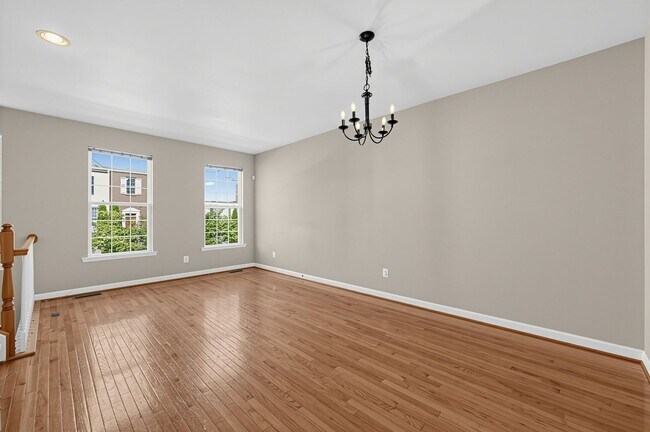 Building Photo - 7589 Great Swan Ct