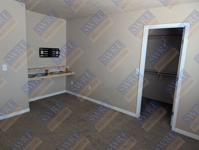 Building Photo - 3913 Goshawk Dr