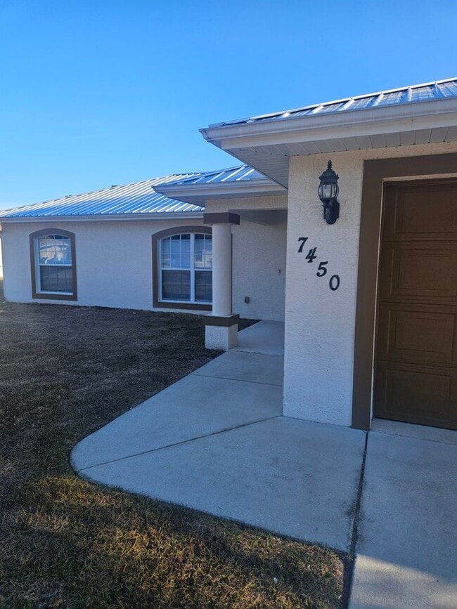 Building Photo - 7450 Blutter Rd