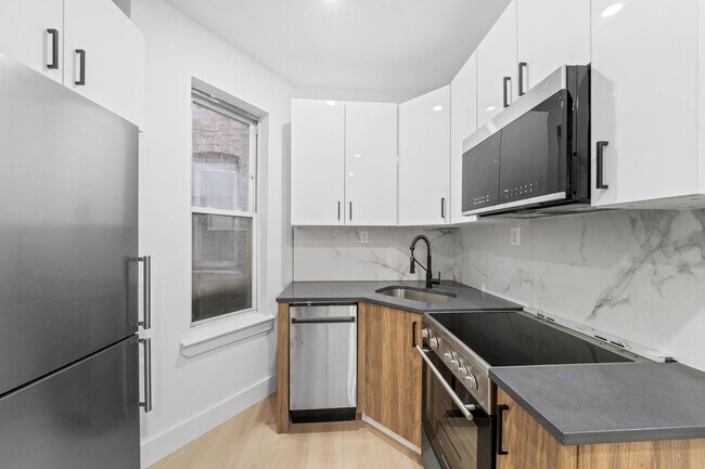 Primary Photo - 514 E188 BH LLC