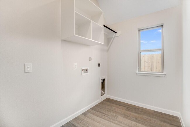 Building Photo - 10931 Maple Mist Dr
