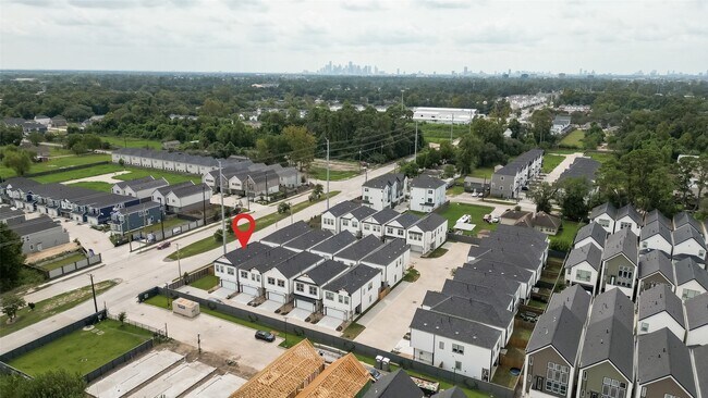 Building Photo - 5931 Wheatley St