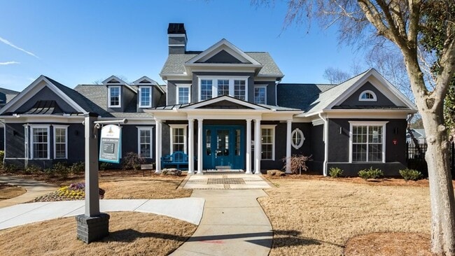 Building Photo - 2580 N Berkeley Lake Rd NW