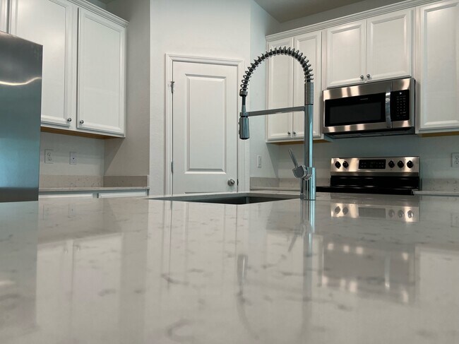 Building Photo - 448 Boracay Cir