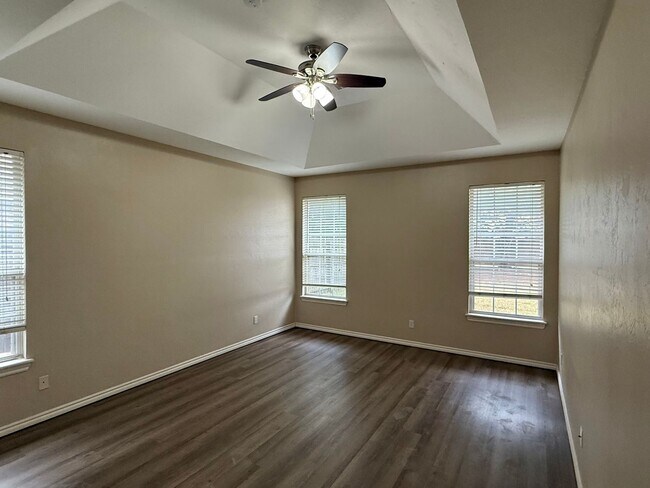 Building Photo - Large 3 Bed 2.5 Bath In Edmond