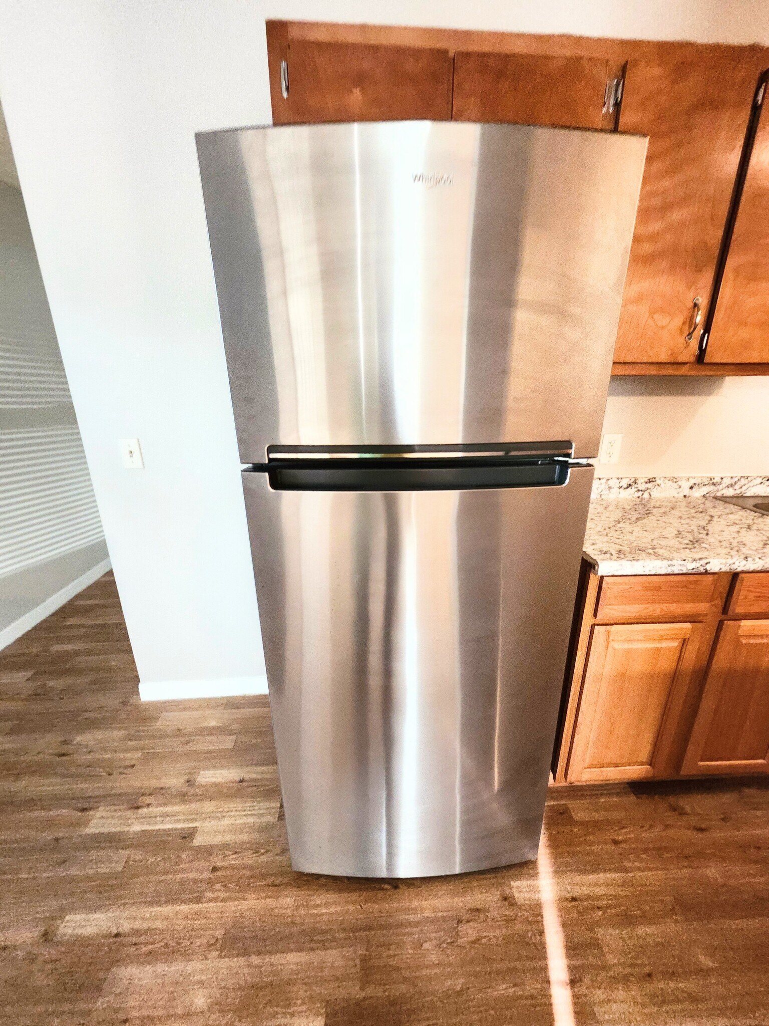 Building Photo - 5230 Beach Dr